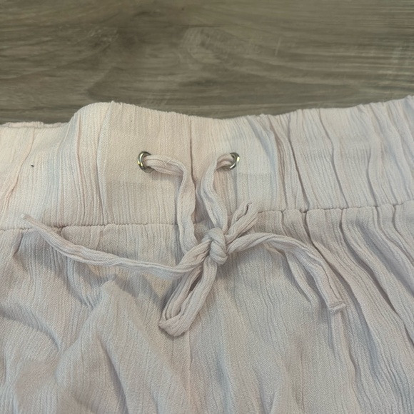 ASOS Crinkle Shorts - Picture 2 of 7